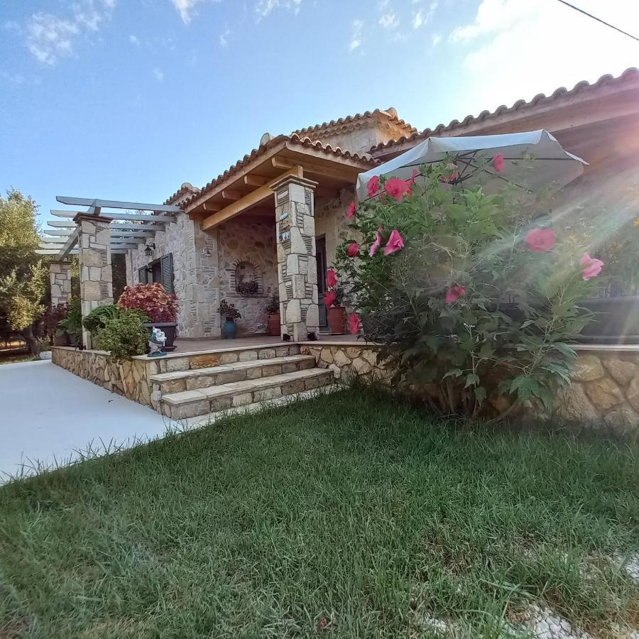 Villa Liberta Keri Exterior photo